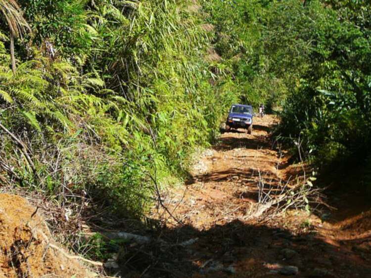 Dốc đá vôi - Thử sức mùa mưa 2013 cho anh em Offroad 28/6/2013