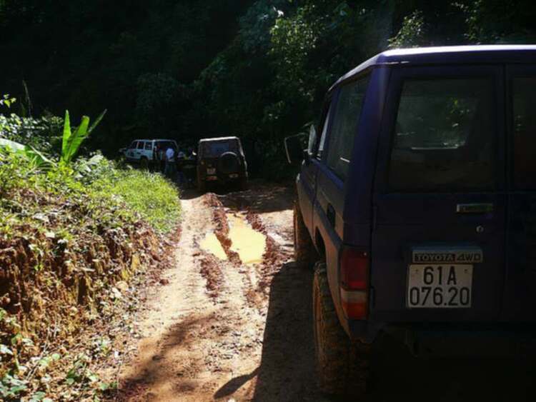 Dốc đá vôi - Thử sức mùa mưa 2013 cho anh em Offroad 28/6/2013