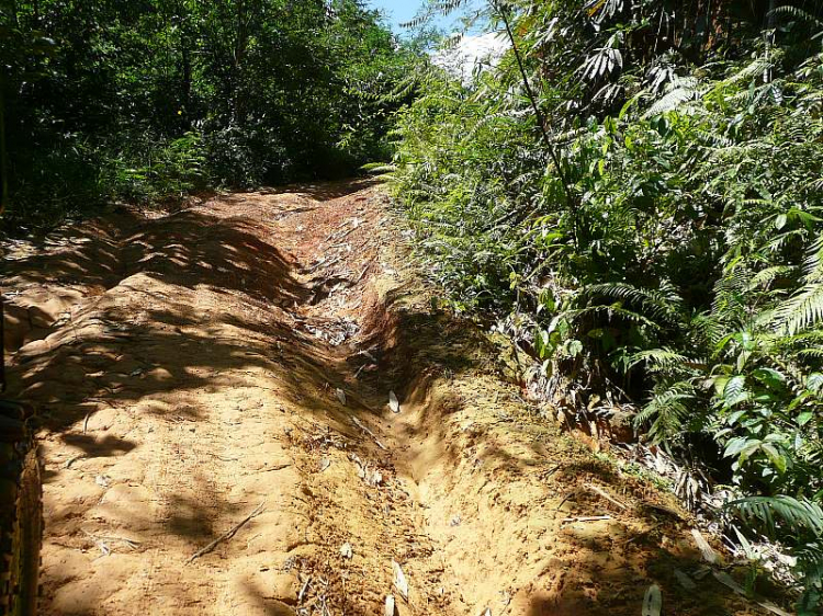 Dốc đá vôi - Thử sức mùa mưa 2013 cho anh em Offroad 28/6/2013