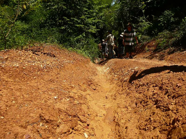 Dốc đá vôi - Thử sức mùa mưa 2013 cho anh em Offroad 28/6/2013 Dốc đá vôi - Thử sức mùa mưa 2013 cho anh em Offroad 28/6/2013