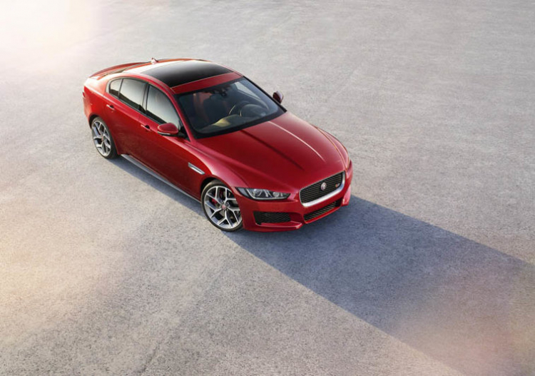 Jaguar ra mắt XE 2016 cạnh tranh trực tiếp với BMW 3-Series