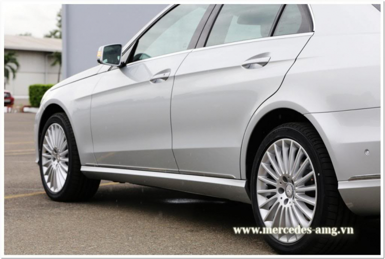 Hình ảnh chi tiết Mercedes E-Class mới tại Việt Nam