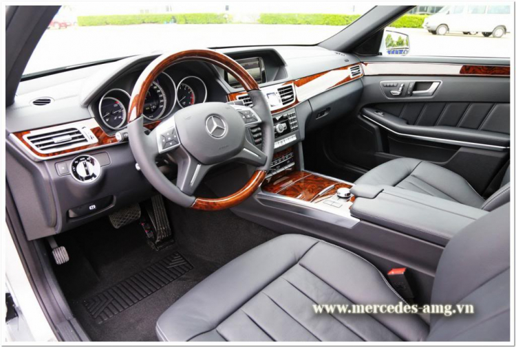 Hình ảnh chi tiết Mercedes E-Class mới tại Việt Nam