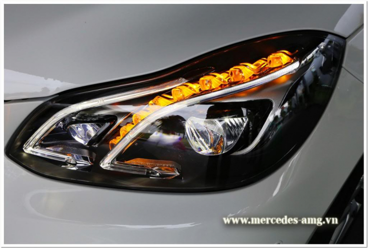 Hình ảnh chi tiết Mercedes E-Class mới tại Việt Nam Hình ảnh chi tiết Mercedes E-Class mới tại Việt Nam