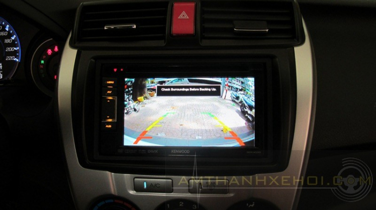 Civic 1.8AT hay City 1.5AT + nâng cấp nội thất?