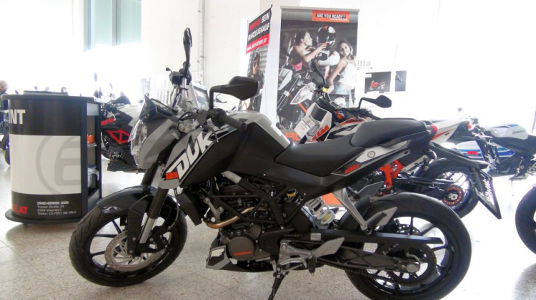 Mua bán - trao đổi các loại xe 2 bánh . Mua bán - trao đổi các loại xe 2 bánh .
