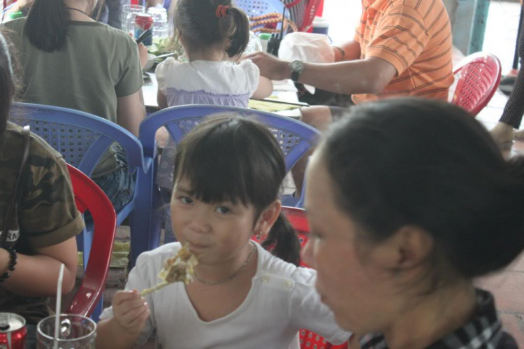 Tường thuật trực tiếp Chương trình vui hè cho các thành viên nhí FFC du lịch hè Nha Trang Tường thuật trực tiếp Chương trình vui hè cho các thành viên nhí FFC du lịch hè Nha Trang