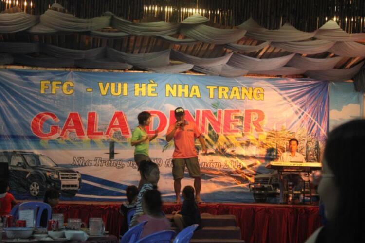 Tường thuật trực tiếp Chương trình vui hè cho các thành viên nhí FFC du lịch hè Nha Trang