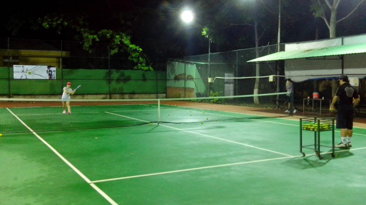 OS.XNL- CLB Tennis Xóm nhà lá