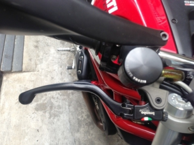 Bán xe: DUCATI Monster ( chợ xe máy em ko đăng bài được , nếu sai chổ mod move dùm em)