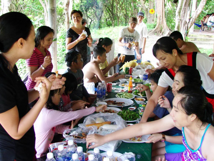 Côn Đảo và Huế - Thay cho hành trình xuyên 1/2 con vịt bằng Previa! Côn Đảo và Huế - Thay cho hành trình xuyên 1/2 con vịt bằng Previa!