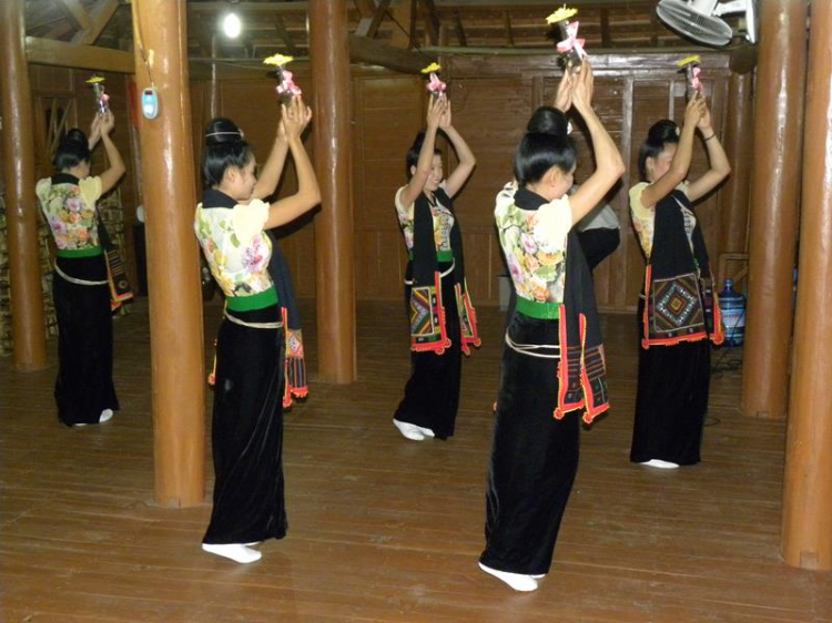Xuyên Việt 30 Ngày - Hè 2013!