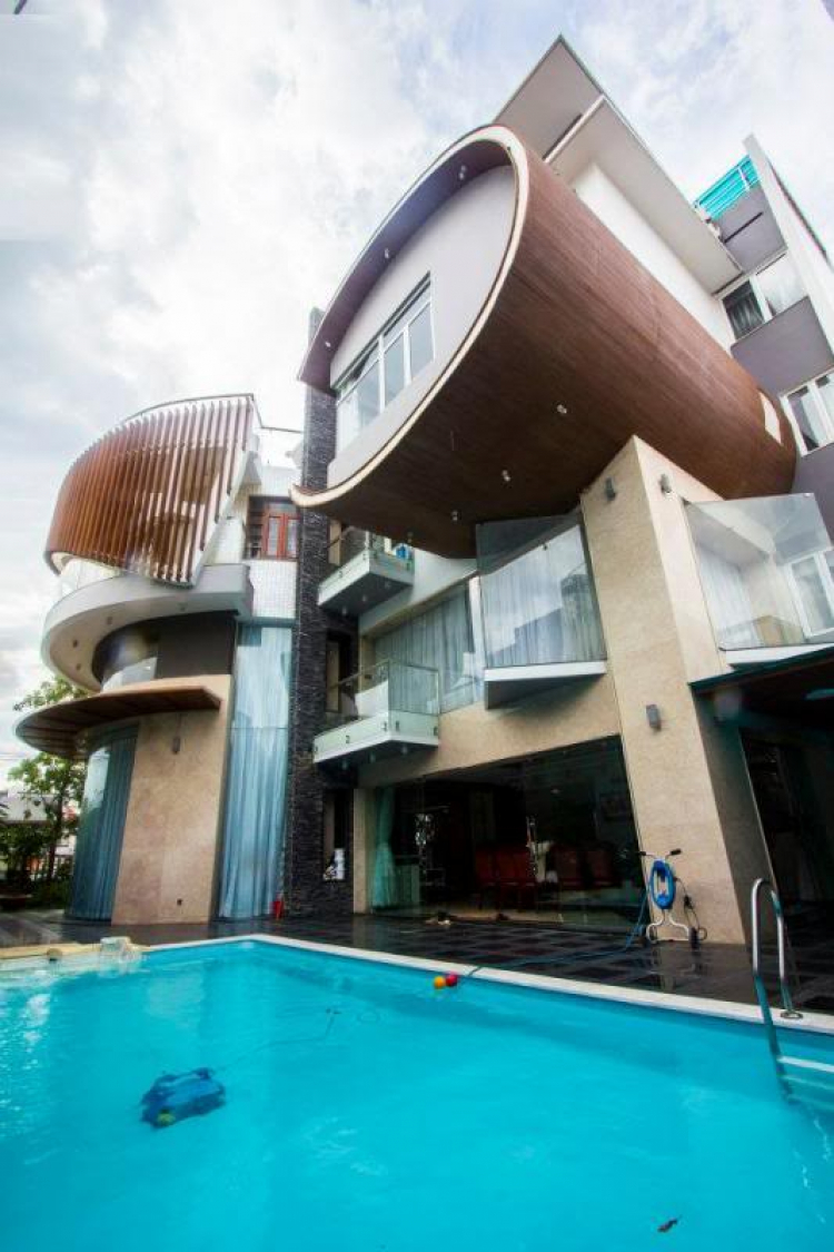 Đèn trang trí theo thiết kế riêng Đèn trang trí theo thiết kế riêng