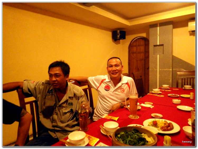 Họp mặt thứ 2 đầu tuần cùng các thành viên "máu nhiễm bùn" Họp mặt thứ 2 đầu tuần cùng các thành viên "máu nhiễm bùn"