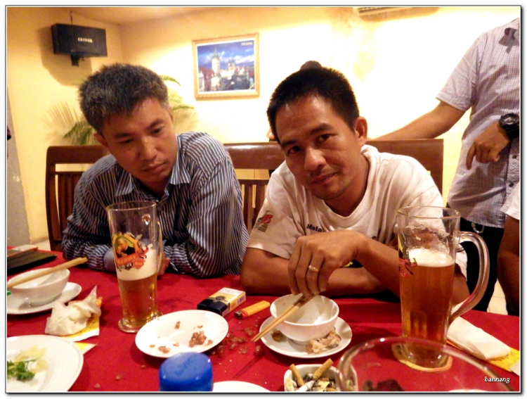Họp mặt thứ 2 đầu tuần cùng các thành viên "máu nhiễm bùn" Họp mặt thứ 2 đầu tuần cùng các thành viên "máu nhiễm bùn"