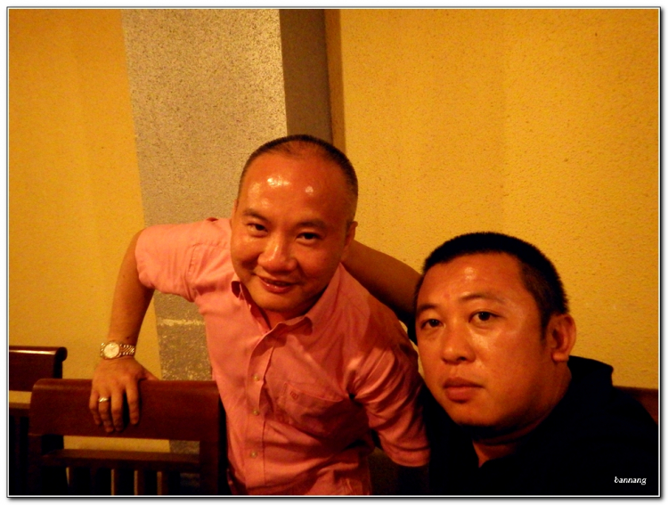 Họp mặt thứ 2 đầu tuần cùng các thành viên "máu nhiễm bùn" Họp mặt thứ 2 đầu tuần cùng các thành viên "máu nhiễm bùn"