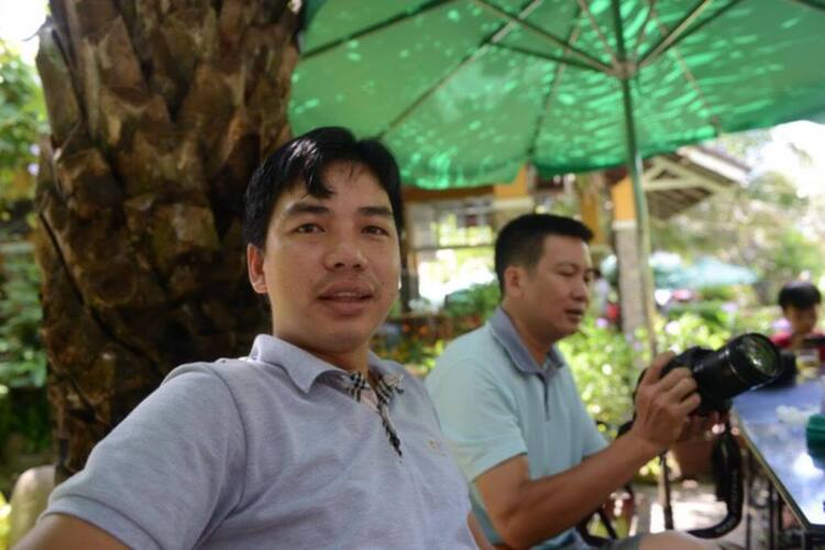 Off mini đột xuất nhé các bác. Off mini đột xuất nhé các bác.