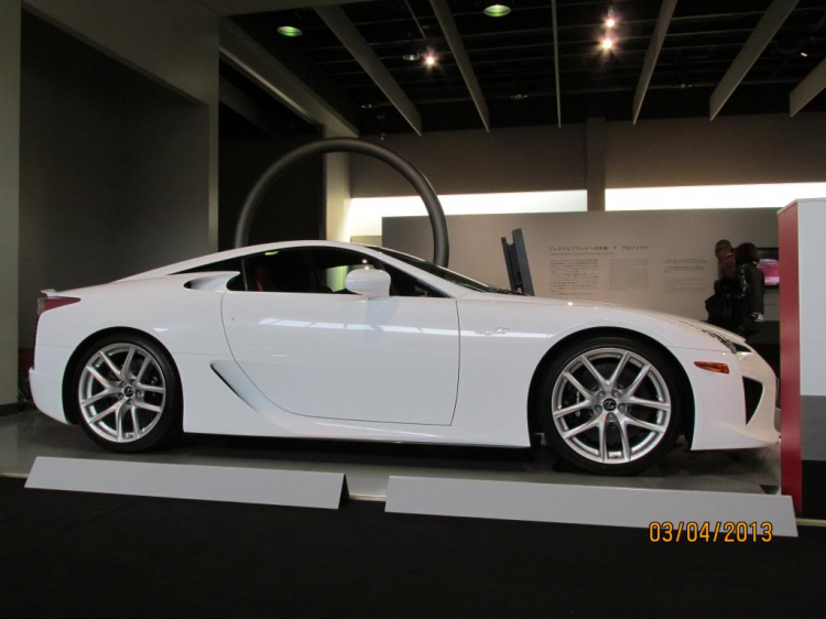 Xe Lexus LFA 2013 Màu Đỏ