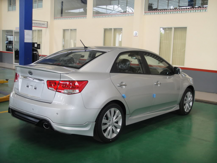 KIA NGUYỄN VĂN TRỖI - RA MẮT KIA FORTE S - 24/08/2013