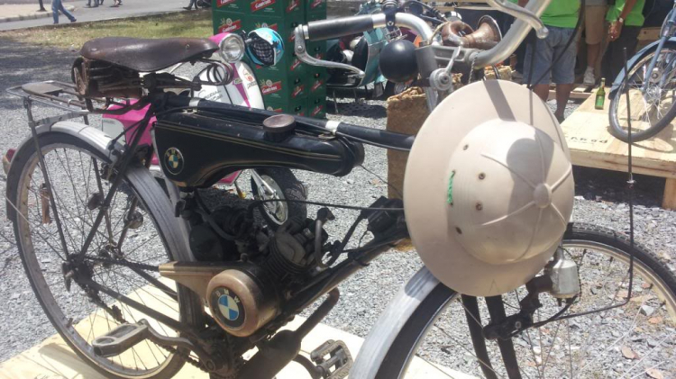 Mẫu và xe ngày hội Motor Việt Nam - Phú Mỹ Hưng Mẫu và xe ngày hội Motor Việt Nam - Phú Mỹ Hưng