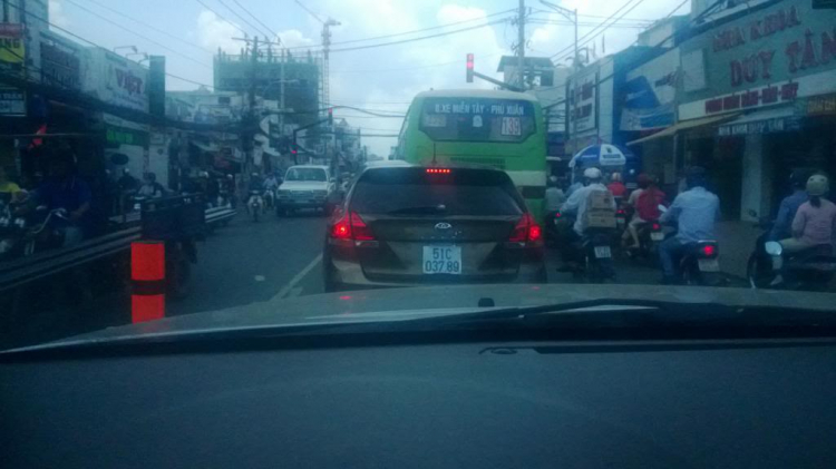Các bác xem thử,.Sao lạ quá,.?