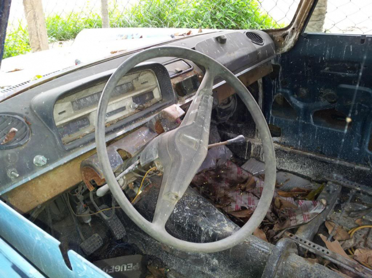 đau đầu với Peugeot 404, các pác cao thủ và các đồng môn xin vào giúp đỡ em với ạ......... đau đầu với Peugeot 404, các pác cao thủ và các đồng môn xin vào giúp đỡ em với ạ.........