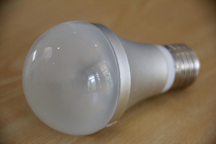 Xài đèn led lợi và hại Xài đèn led lợi và hại