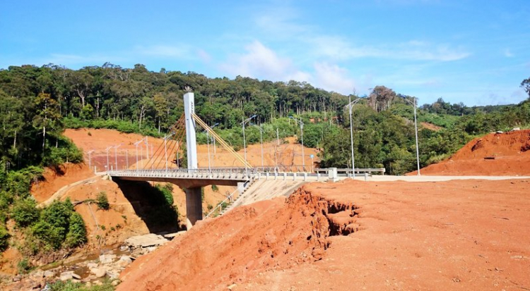 Chuyến du lịch hè 2014 biển và núi của nhà em. Chuyến du lịch hè 2014 biển và núi của nhà em.