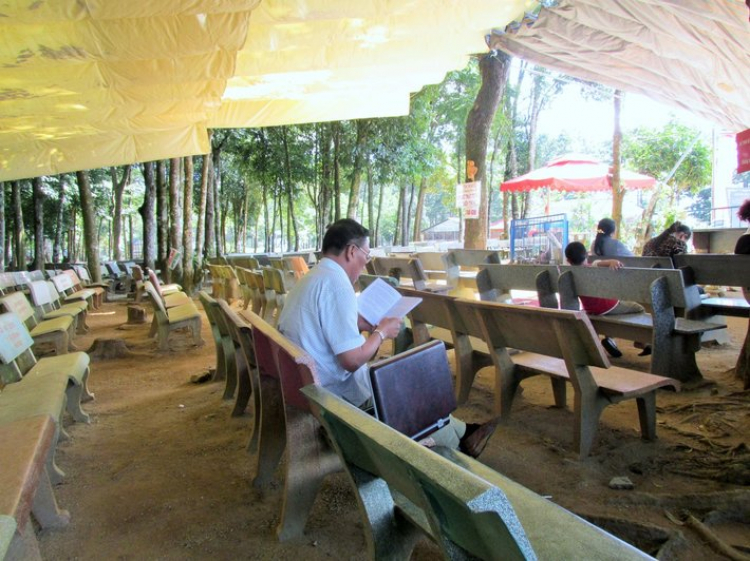 Chuyến du lịch hè 2014 biển và núi của nhà em. Chuyến du lịch hè 2014 biển và núi của nhà em.