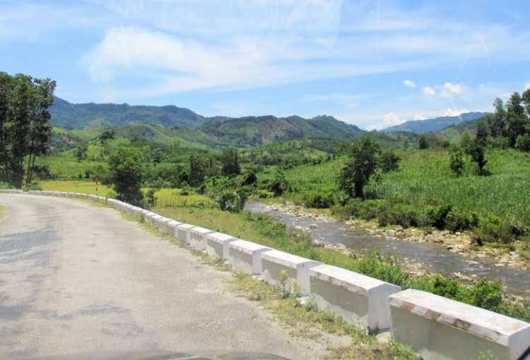 Chuyến du lịch hè 2014 biển và núi của nhà em. Chuyến du lịch hè 2014 biển và núi của nhà em.