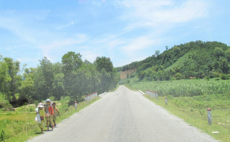 Chuyến du lịch hè 2014 biển và núi của nhà em. Chuyến du lịch hè 2014 biển và núi của nhà em.