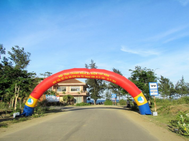 Chuyến du lịch hè 2014 biển và núi của nhà em. Chuyến du lịch hè 2014 biển và núi của nhà em.