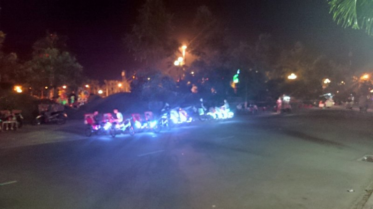 Chuyến du lịch hè 2014 biển và núi của nhà em. Chuyến du lịch hè 2014 biển và núi của nhà em.