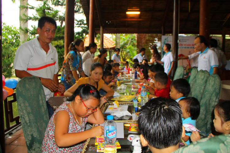 Hình ảnh: Xóm Nhà Lá Liên Hoan Trung Thu 2013