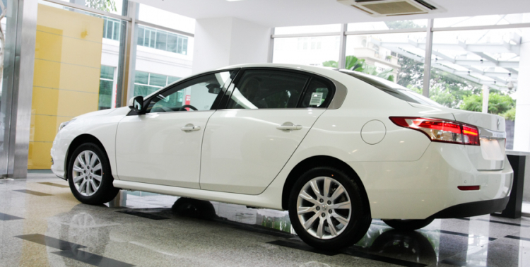 Nhờ các bác tư vấn mua Sedan used tầm 900-1ty3 Nhờ các bác tư vấn mua Sedan used tầm 900-1ty3