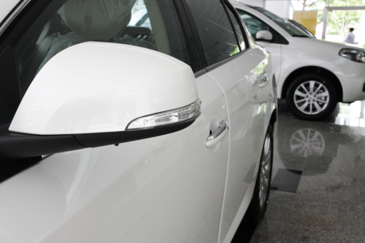 Nhờ các bác tư vấn mua Sedan used tầm 900-1ty3 Nhờ các bác tư vấn mua Sedan used tầm 900-1ty3