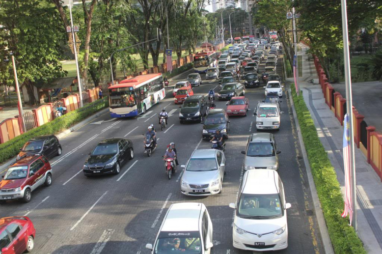 Vạch kẻ đường này có ý nghĩa gì vậy? Vạch kẻ đường này có ý nghĩa gì vậy?