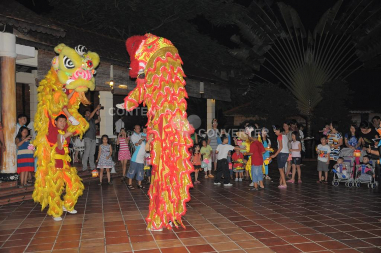 Hình ảnh: Xóm Nhà Lá Liên Hoan Trung Thu 2013 Hình ảnh: Xóm Nhà Lá Liên Hoan Trung Thu 2013