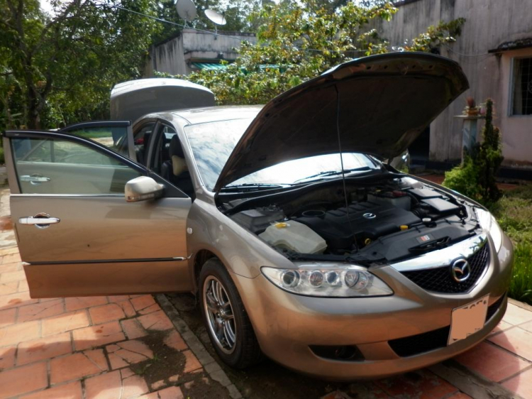 Em tập úp hình, sẵn khoe xe bèo cho mấy bác ném đá :) Em tập úp hình, sẵn khoe xe bèo cho mấy bác ném đá :)