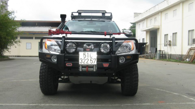 Mazda BT-50 AT độ hầm hố tại Sài Gòn