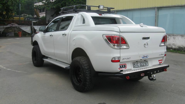 Mazda BT-50 AT độ hầm hố tại Sài Gòn...