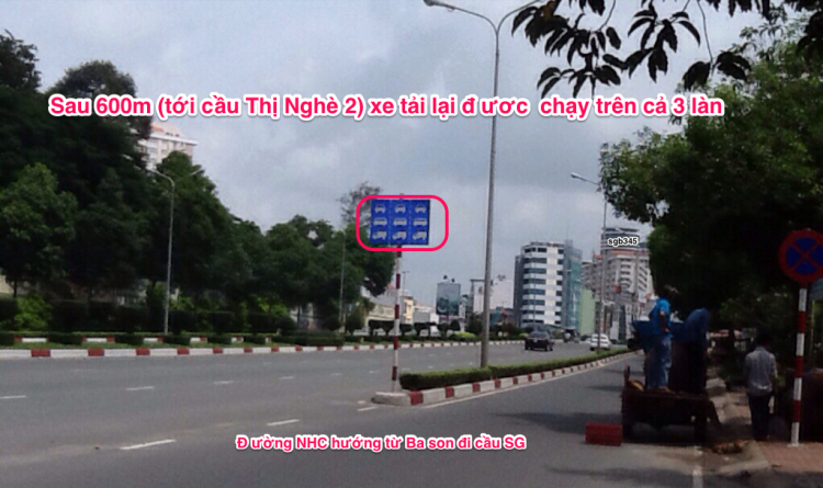 Thay đổi biển báo trên Nguyễn Hữu Cảnh, hướng từ Ba son ra Cầu SG Thay đổi biển báo trên Nguyễn Hữu Cảnh, hướng từ Ba son ra Cầu SG