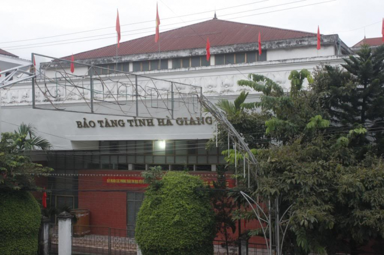 2400 cây số vòng cung Tây Bắc-Đông Bắc cùng Wave alpha.