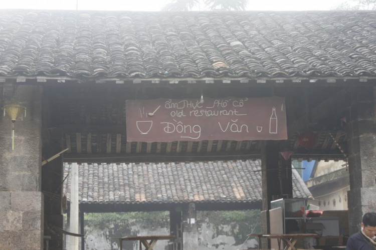 2400 cây số vòng cung Tây Bắc-Đông Bắc cùng Wave alpha. 2400 cây số vòng cung Tây Bắc-Đông Bắc cùng Wave alpha.