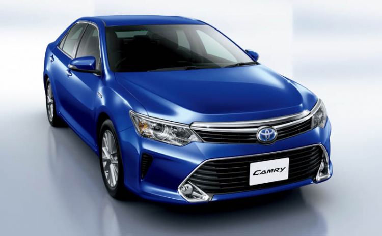 Toyota Camry hybrid facelift ra mắt tại Nhật Bản