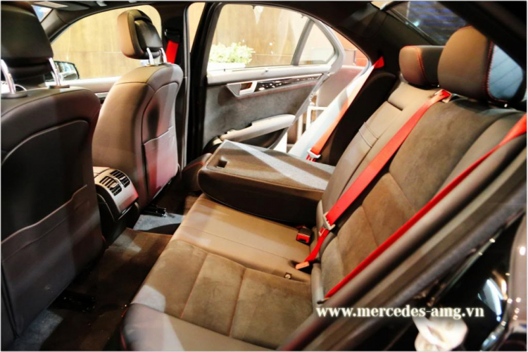 Mercedes-Benz C-Class mới - Thêm cá tính, thêm giá trị Mercedes-Benz C-Class mới - Thêm cá tính, thêm giá trị