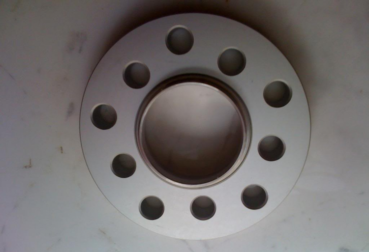 Tư vấn lựa chọn, lắp đặt, sử dụng wheel spacers/ wheel adapters Tư vấn lựa chọn, lắp đặt, sử dụng wheel spacers/ wheel adapters