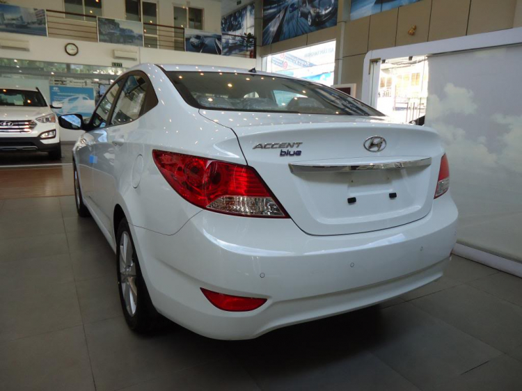 Xe Hyundai Accent 2014, Xe Hyundai Accent Hatchback 2014 mới đây.