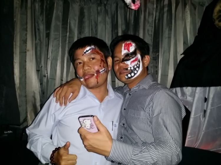Ra mắt thớt gặp mặt giao lưu anh em chuyện ngoài lề. Ra mắt thớt gặp mặt giao lưu anh em chuyện ngoài lề.