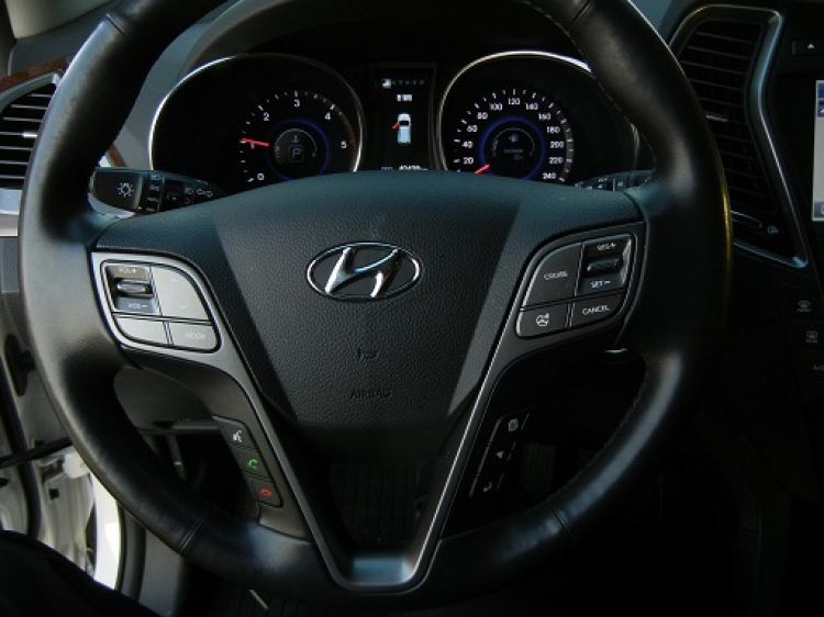 Hình ảnh Hyundai Santafe 2013 full option Hình ảnh Hyundai Santafe 2013 full option